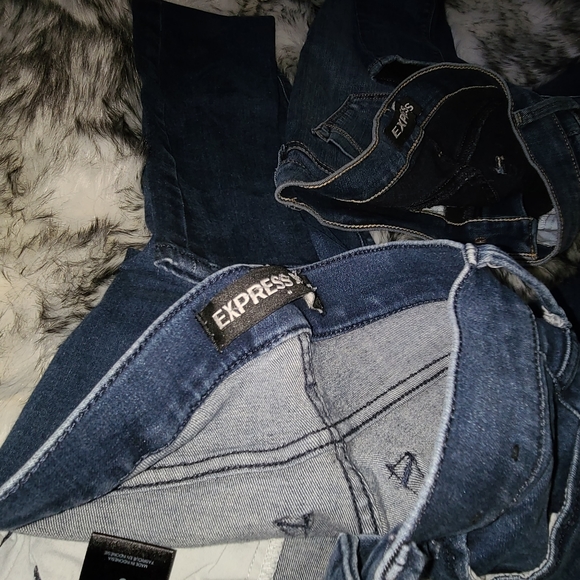🔴SOLD🔴Express Super Soft legging style jeans - Picture 3 of 3
